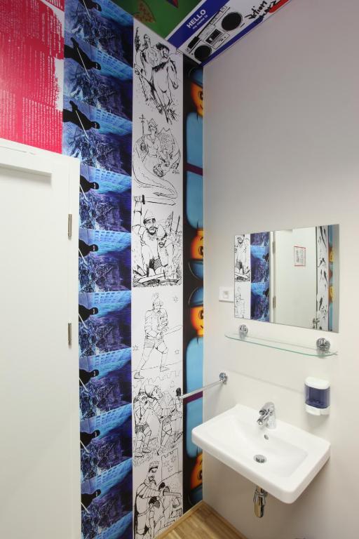 Mcc Hostel ツェリェ 部屋 写真